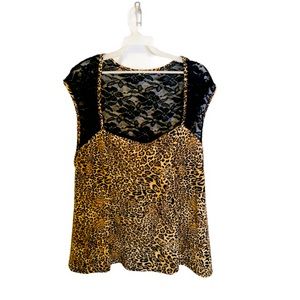 FASHION TO FIGURE - LEOPARD SHIRT W/ BLACK LACE 3X